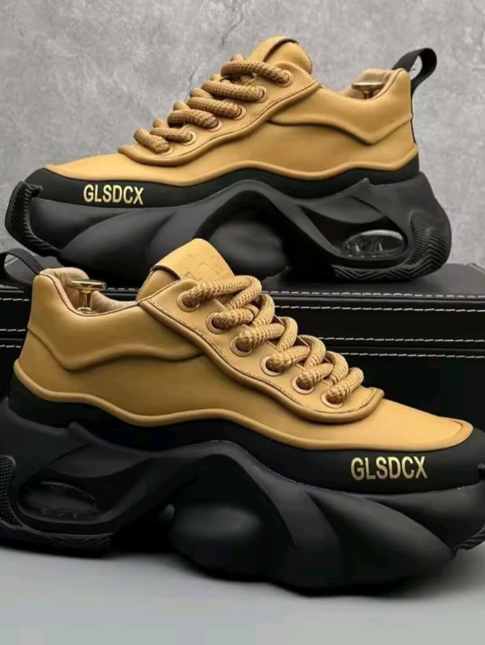 Men's Designer Style Fashion Sneakers Casual Sports Shoes